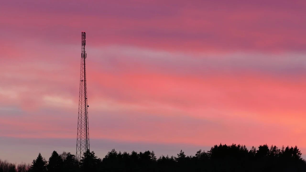 Pylônes et nœuds de transmission frontaliers